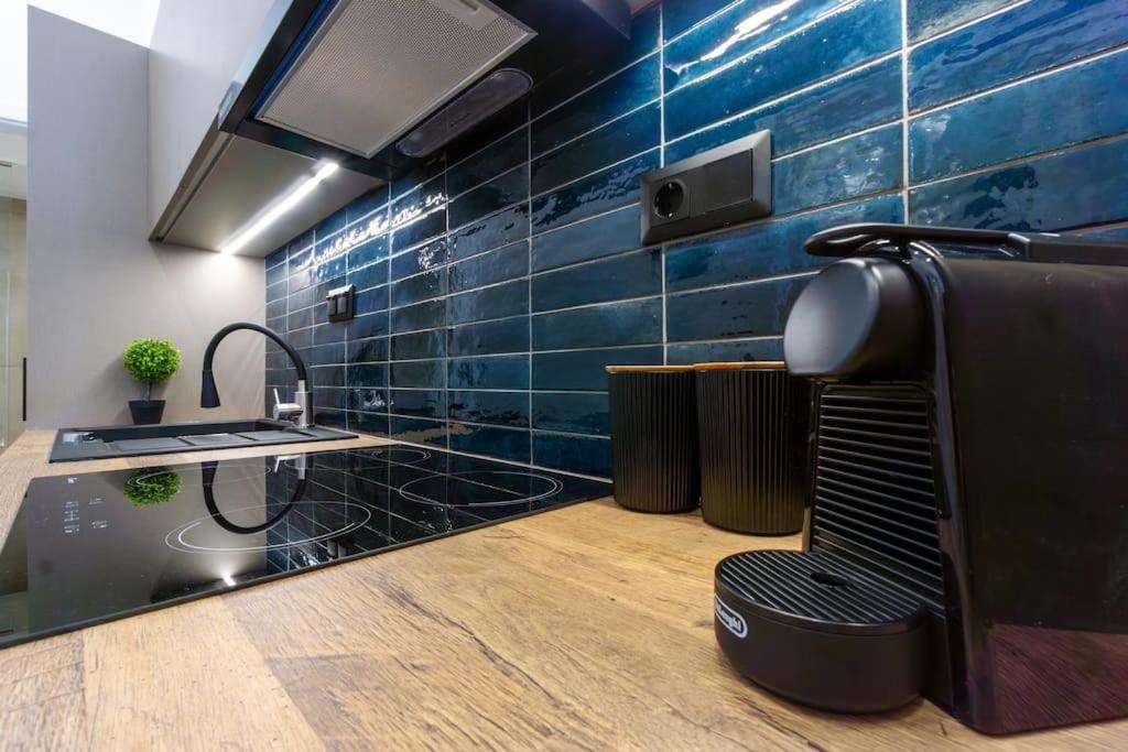 Apartment Endless Blue By Renthub *